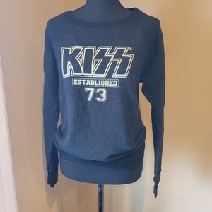 Kiss sweater size Medium